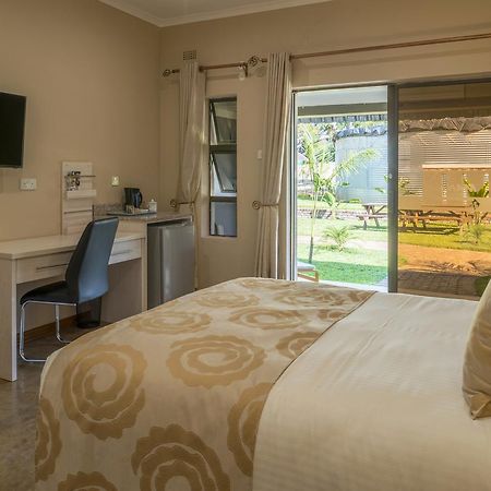 Manna Resorts ハラレ エクステリア 写真